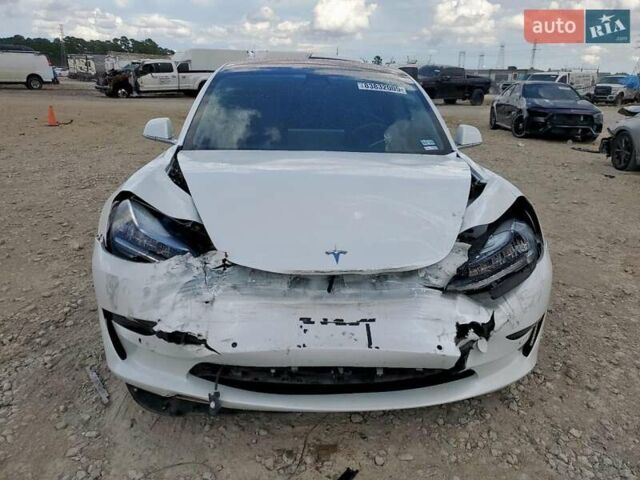 Білий Тесла Модель 3, об'ємом двигуна 0 л та пробігом 105 тис. км за 3000 $, фото 4 на Automoto.ua