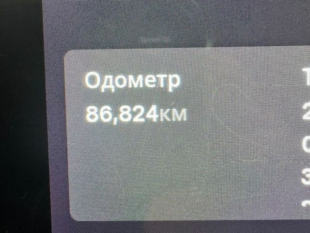 Белый Тесла Модель 3, объемом двигателя 0 л и пробегом 90 тыс. км за 17300 $, фото 6 на Automoto.ua