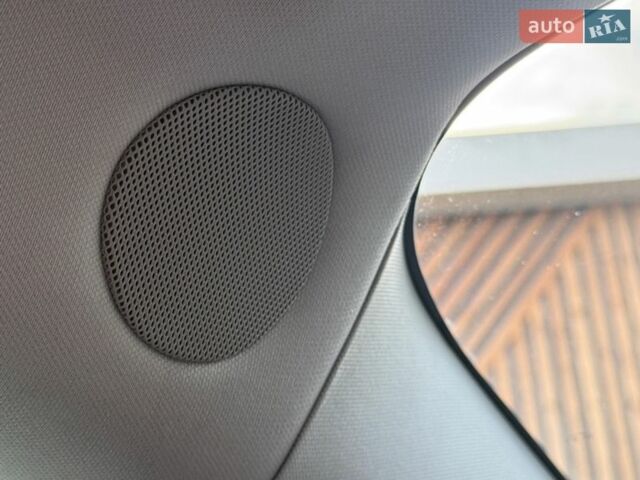 Белый Тесла Модель 3, объемом двигателя 0 л и пробегом 186 тыс. км за 13900 $, фото 51 на Automoto.ua