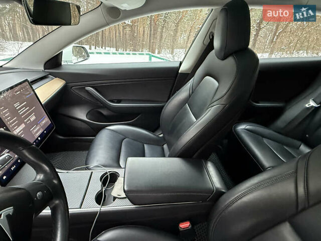 Белый Тесла Модель 3, объемом двигателя 0 л и пробегом 185 тыс. км за 13500 $, фото 30 на Automoto.ua