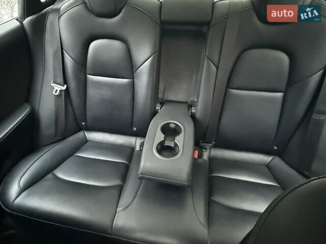 Белый Тесла Модель 3, объемом двигателя 0 л и пробегом 185 тыс. км за 13500 $, фото 31 на Automoto.ua