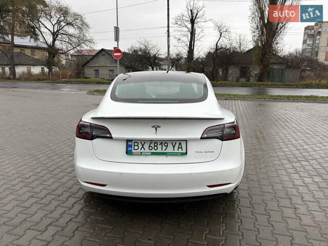 Білий Тесла Модель 3, об'ємом двигуна 0 л та пробігом 94 тис. км за 16300 $, фото 5 на Automoto.ua