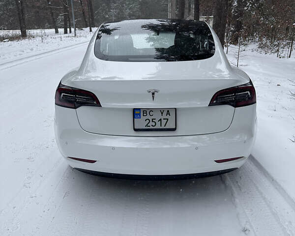 Білий Тесла Модель 3, об'ємом двигуна 0 л та пробігом 87 тис. км за 22500 $, фото 8 на Automoto.ua