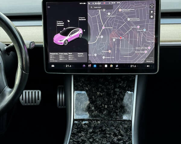 Белый Тесла Модель 3, объемом двигателя 0 л и пробегом 165 тыс. км за 19999 $, фото 6 на Automoto.ua