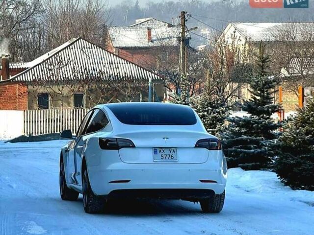 Білий Тесла Модель 3, об'ємом двигуна 0 л та пробігом 101 тис. км за 15700 $, фото 6 на Automoto.ua