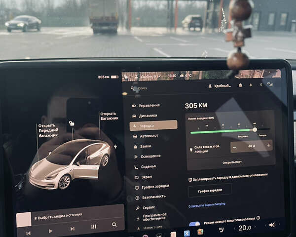 Білий Тесла Модель 3, об'ємом двигуна 0 л та пробігом 172 тис. км за 16500 $, фото 20 на Automoto.ua