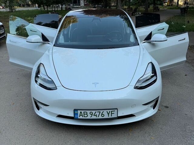 Білий Тесла Модель 3, об'ємом двигуна 0 л та пробігом 98 тис. км за 17400 $, фото 12 на Automoto.ua