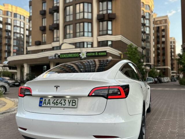 Белый Тесла Модель 3, объемом двигателя 0 л и пробегом 155 тыс. км за 17000 $, фото 5 на Automoto.ua