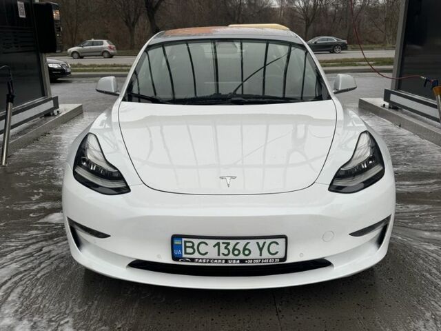 Білий Тесла Модель 3, об'ємом двигуна 0 л та пробігом 130 тис. км за 16000 $, фото 5 на Automoto.ua