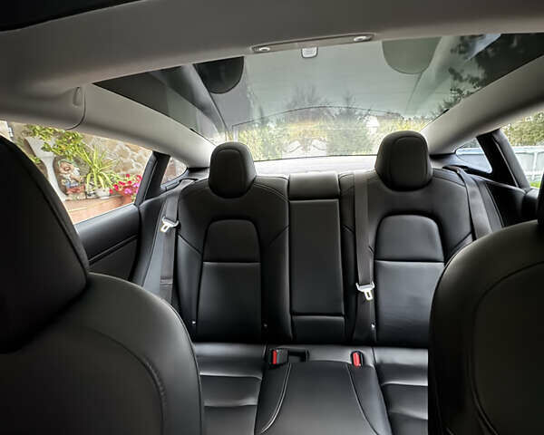 Белый Тесла Модель 3, объемом двигателя 0 л и пробегом 123 тыс. км за 16900 $, фото 21 на Automoto.ua