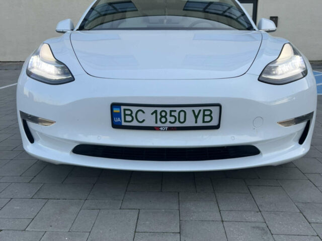 Белый Тесла Модель 3, объемом двигателя 0 л и пробегом 133 тыс. км за 17500 $, фото 14 на Automoto.ua