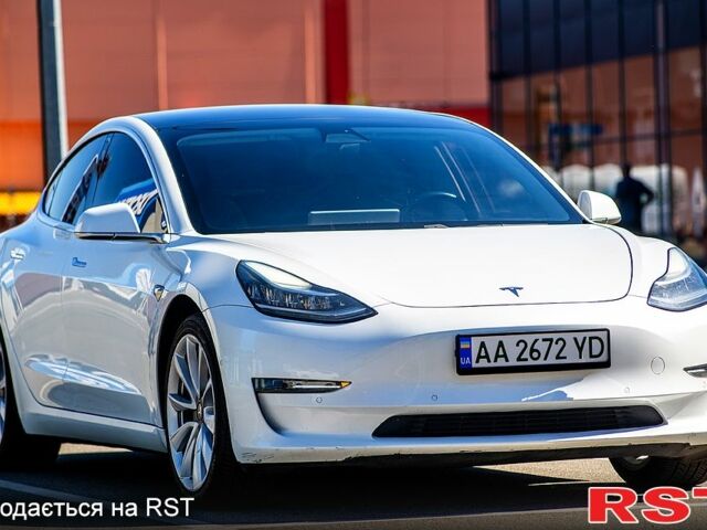 Білий Тесла Модель 3, об'ємом двигуна 0 л та пробігом 186 тис. км за 16000 $, фото 1 на Automoto.ua