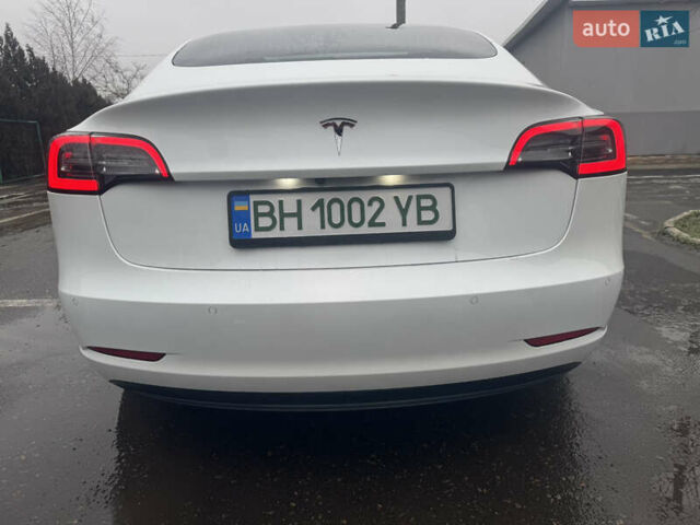 Білий Тесла Модель 3, об'ємом двигуна 0 л та пробігом 185 тис. км за 15200 $, фото 11 на Automoto.ua
