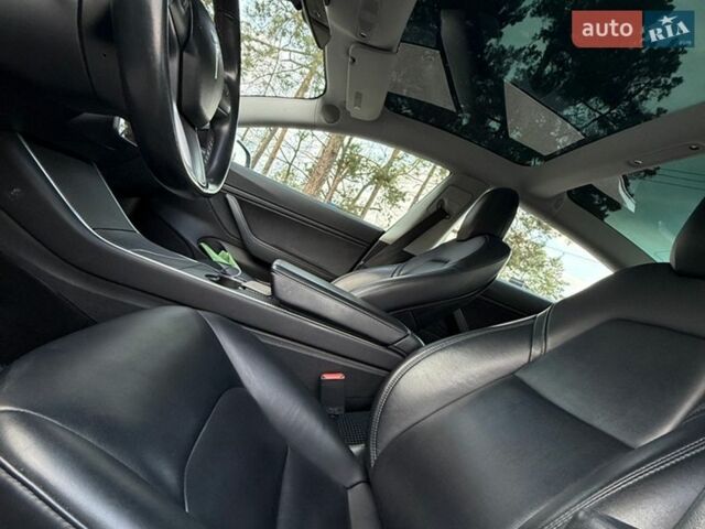 Белый Тесла Модель 3, объемом двигателя 0 л и пробегом 186 тыс. км за 13900 $, фото 42 на Automoto.ua