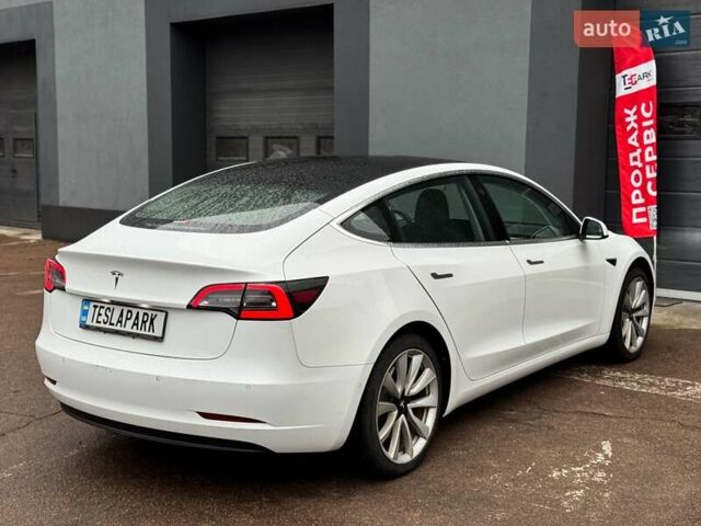 Білий Тесла Модель 3, об'ємом двигуна 0 л та пробігом 35 тис. км за 19500 $, фото 8 на Automoto.ua