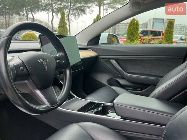 Белый Тесла Модель 3, объемом двигателя 0 л и пробегом 116 тыс. км за 17650 $, фото 9 на Automoto.ua