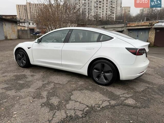 Білий Тесла Модель 3, об'ємом двигуна 0 л та пробігом 93 тис. км за 15800 $, фото 25 на Automoto.ua