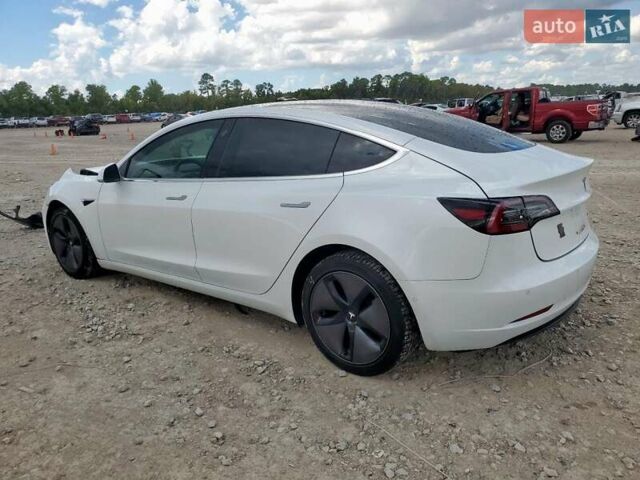 Білий Тесла Модель 3, об'ємом двигуна 0 л та пробігом 105 тис. км за 3000 $, фото 1 на Automoto.ua