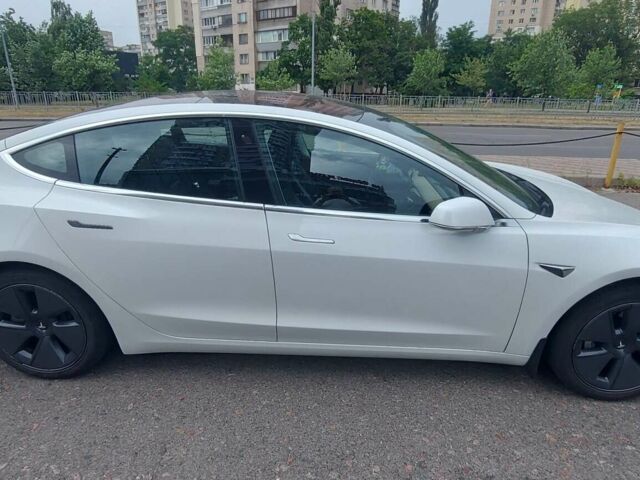 Білий Тесла Модель 3, об'ємом двигуна 0 л та пробігом 200 тис. км за 16800 $, фото 5 на Automoto.ua
