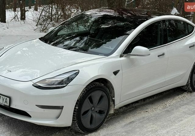 Білий Тесла Модель 3, об'ємом двигуна 0 л та пробігом 185 тис. км за 15000 $, фото 11 на Automoto.ua
