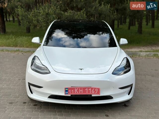 Білий Тесла Модель 3, об'ємом двигуна 0 л та пробігом 106 тис. км за 18000 $, фото 8 на Automoto.ua
