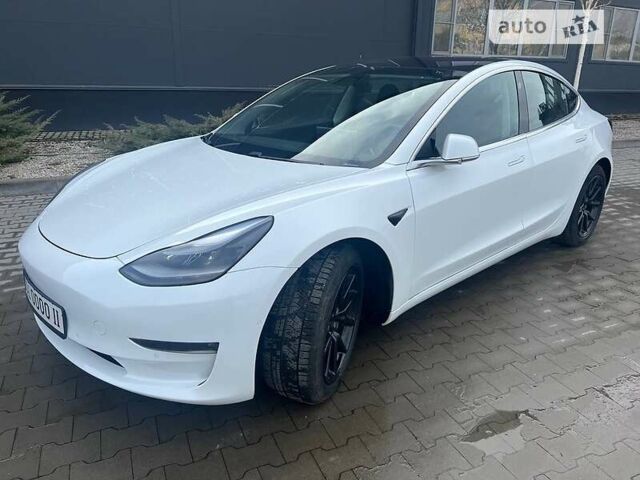 Белый Тесла Модель 3, объемом двигателя 0 л и пробегом 92 тыс. км за 22999 $, фото 8 на Automoto.ua