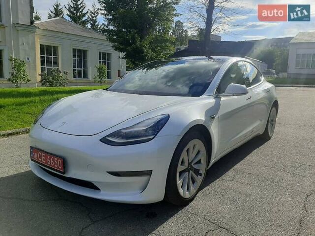 Белый Тесла Модель 3, объемом двигателя 0 л и пробегом 40 тыс. км за 21500 $, фото 9 на Automoto.ua