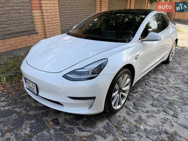 Білий Тесла Модель 3, об'ємом двигуна 0 л та пробігом 115 тис. км за 14000 $, фото 1 на Automoto.ua