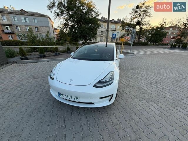 Белый Тесла Модель 3, объемом двигателя 0 л и пробегом 240 тыс. км за 18000 $, фото 28 на Automoto.ua