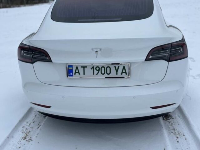 Білий Тесла Модель 3, об'ємом двигуна 0 л та пробігом 108 тис. км за 23000 $, фото 5 на Automoto.ua