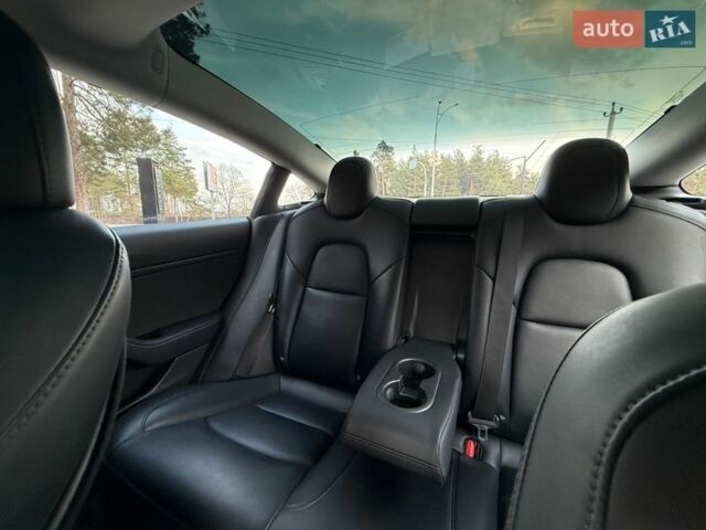 Белый Тесла Модель 3, объемом двигателя 0 л и пробегом 186 тыс. км за 13900 $, фото 40 на Automoto.ua
