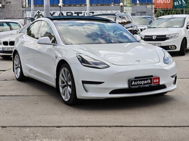 Білий Тесла Модель 3, об'ємом двигуна 0 л та пробігом 106 тис. км за 16490 $, фото 2 на Automoto.ua