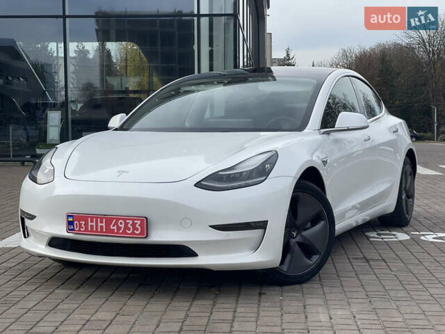 Белый Тесла Модель 3, объемом двигателя 0 л и пробегом 120 тыс. км за 17000 $, фото 4 на Automoto.ua