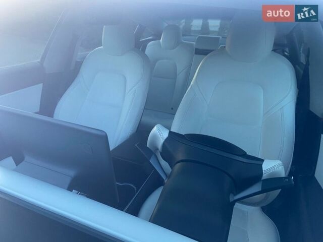 Білий Тесла Модель 3, об'ємом двигуна 0 л та пробігом 236 тис. км за 14300 $, фото 15 на Automoto.ua