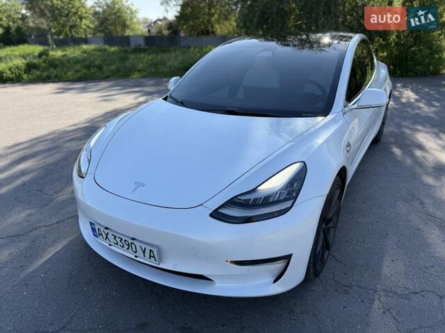 Белый Тесла Модель 3, объемом двигателя 0 л и пробегом 57 тыс. км за 21000 $, фото 58 на Automoto.ua