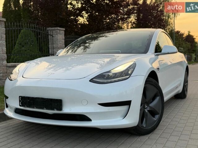 Білий Тесла Модель 3, об'ємом двигуна 0 л та пробігом 138 тис. км за 15500 $, фото 15 на Automoto.ua