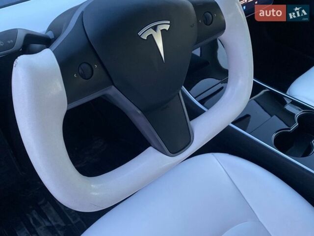 Білий Тесла Модель 3, об'ємом двигуна 0 л та пробігом 236 тис. км за 14300 $, фото 11 на Automoto.ua