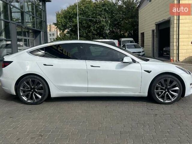 Білий Тесла Модель 3, об'ємом двигуна 0 л та пробігом 89 тис. км за 16900 $, фото 7 на Automoto.ua