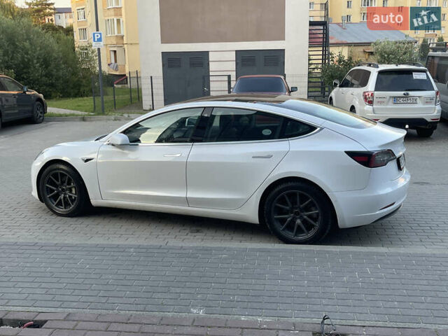 Белый Тесла Модель 3, объемом двигателя 0 л и пробегом 257 тыс. км за 16800 $, фото 9 на Automoto.ua