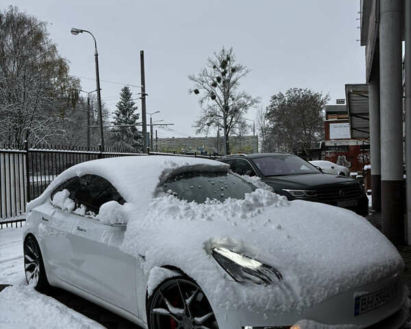 Белый Тесла Модель 3, объемом двигателя 0 л и пробегом 121 тыс. км за 19400 $, фото 11 на Automoto.ua