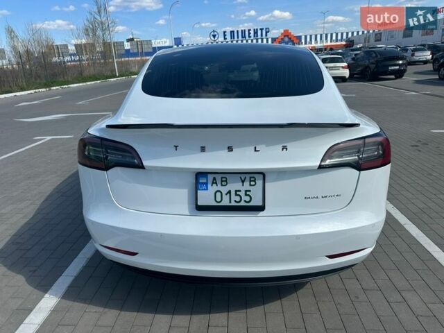 Белый Тесла Модель 3, объемом двигателя 0 л и пробегом 160 тыс. км за 17650 $, фото 6 на Automoto.ua