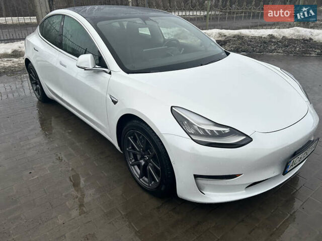 Білий Тесла Модель 3, об'ємом двигуна 0 л та пробігом 140 тис. км за 15700 $, фото 11 на Automoto.ua