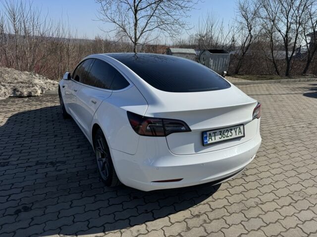 Белый Тесла Модель 3, объемом двигателя 0 л и пробегом 230 тыс. км за 15200 $, фото 12 на Automoto.ua