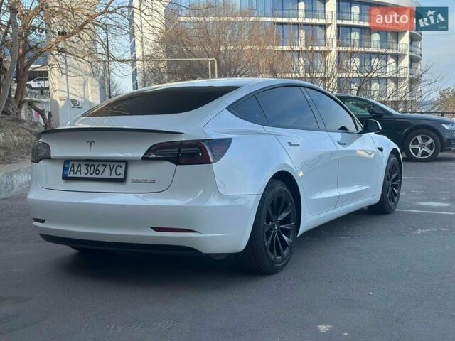 Білий Тесла Модель 3, об'ємом двигуна 0 л та пробігом 139 тис. км за 18600 $, фото 8 на Automoto.ua