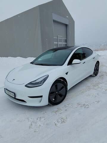 Білий Тесла Модель 3, об'ємом двигуна 0 л та пробігом 130 тис. км за 15500 $, фото 16 на Automoto.ua