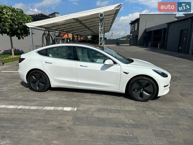 Білий Тесла Модель 3, об'ємом двигуна 0 л та пробігом 108 тис. км за 17500 $, фото 13 на Automoto.ua