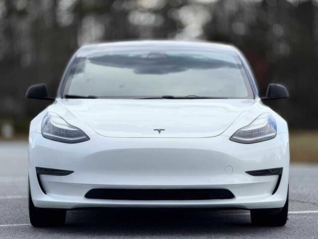 Белый Тесла Модель 3, объемом двигателя 0 л и пробегом 53 тыс. км за 12700 $, фото 1 на Automoto.ua