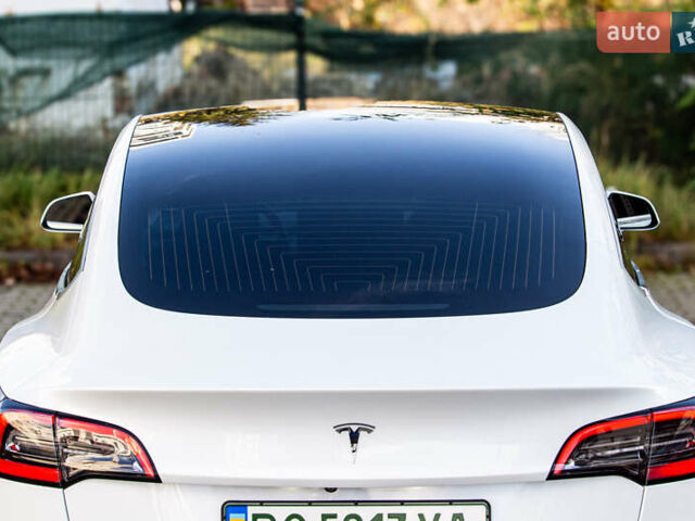 Белый Тесла Модель 3, объемом двигателя 0 л и пробегом 146 тыс. км за 17500 $, фото 25 на Automoto.ua