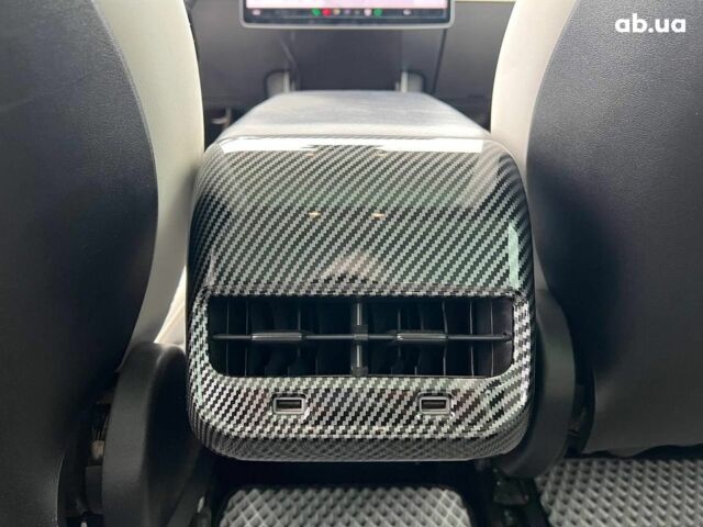 Білий Тесла Модель 3, об'ємом двигуна 0 л та пробігом 203 тис. км за 12000 $, фото 32 на Automoto.ua