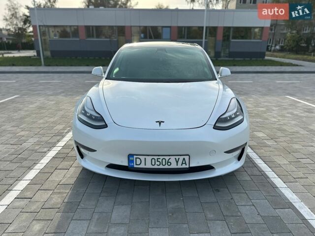 Білий Тесла Модель 3, об'ємом двигуна 0 л та пробігом 163 тис. км за 15999 $, фото 3 на Automoto.ua